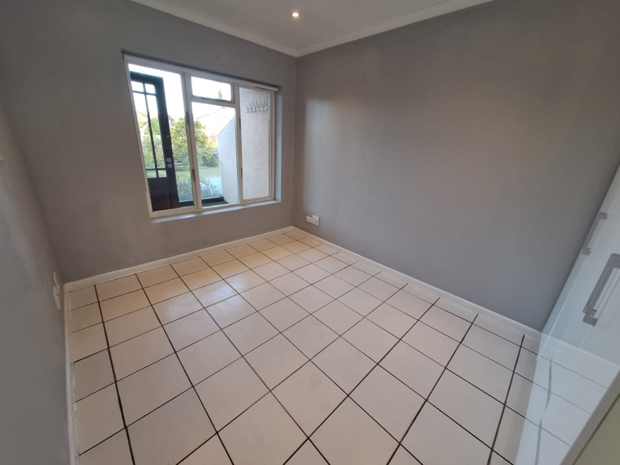 To Let 3 Bedroom Property for Rent in Seaside Longships Western Cape
